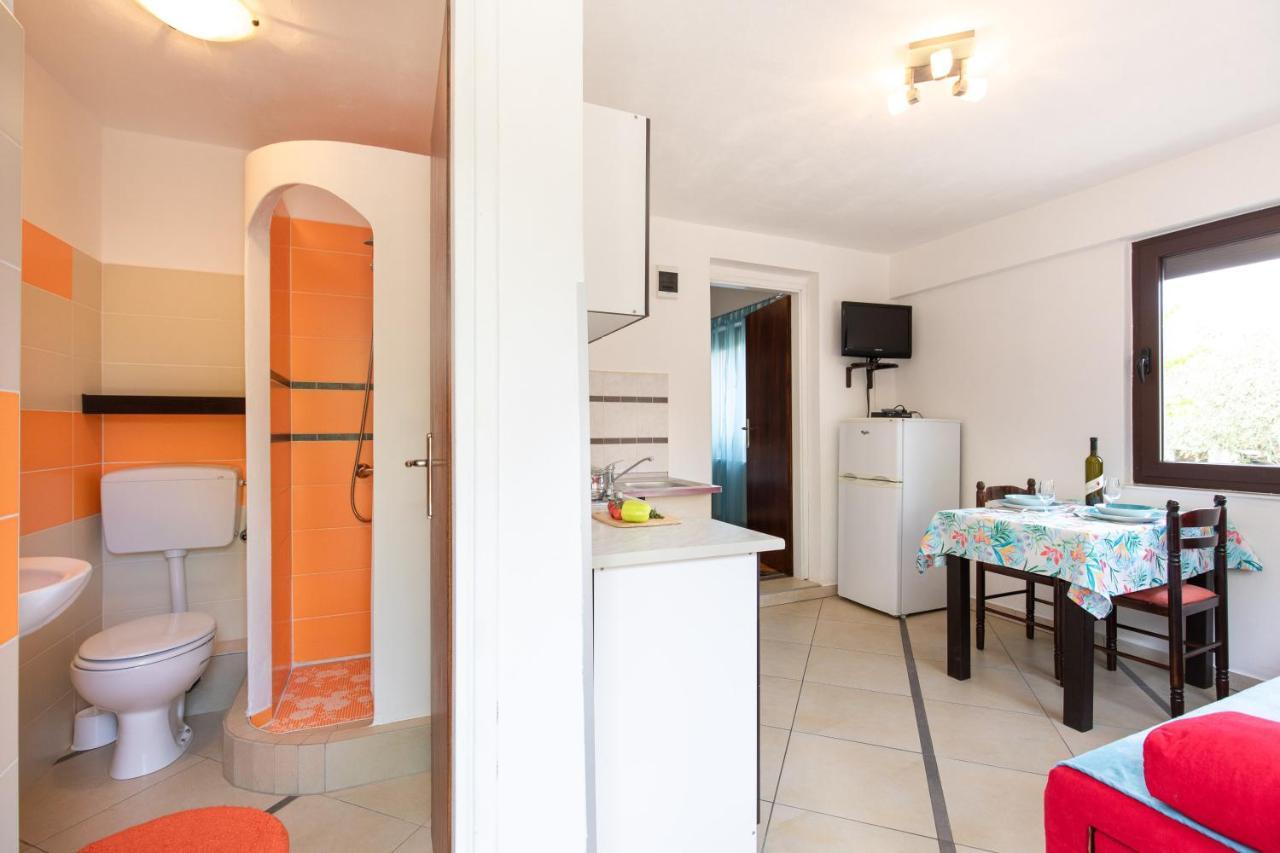 Apartment Linda Vrbnik  Eksteriør bilde